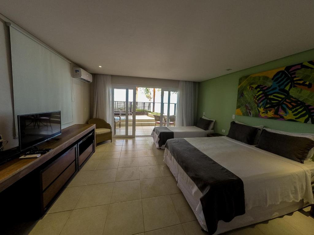 FRENTE MAR COM VARANDA ESTENDIDA EXCLUSIVA