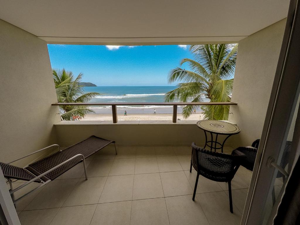 PISO SUPERIOR FRENTE MAR E VARANDA