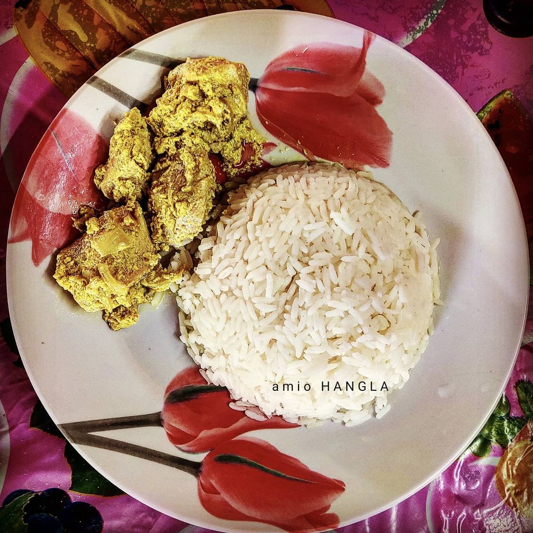 Rice with Chicken Bhapa