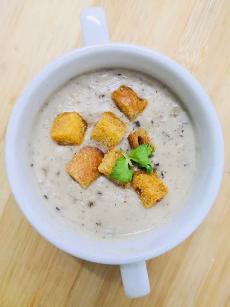 SN15	蘑菇汤	Mushroom Soup