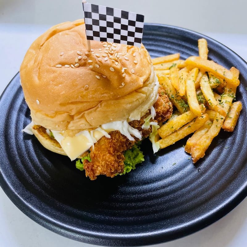 BG02 鸡排汉堡 Chicken Chop Burger