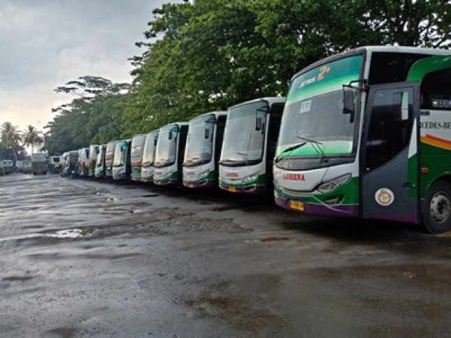 Paket Charter Bus Pariwisata