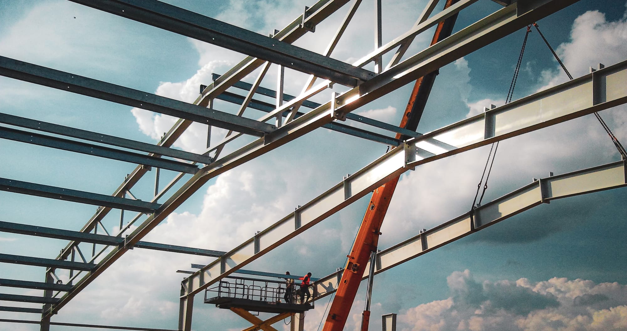 Prefabrykacja, dostawa, montaż.