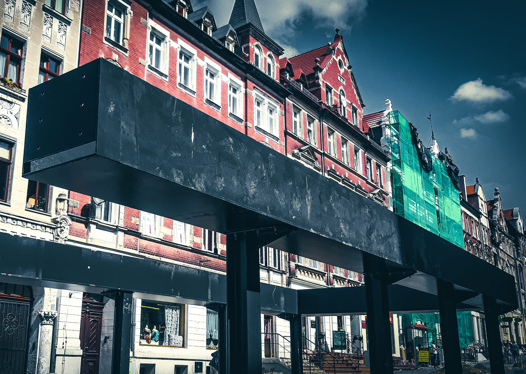 Konstrukcje stalowe pawilonów dla potrzeb realizacji projektu "Rewitalizacja Śródmieścia w Zgorzelcu"