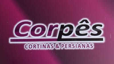 CORPÊS - CORTINAS E PERSIANAS