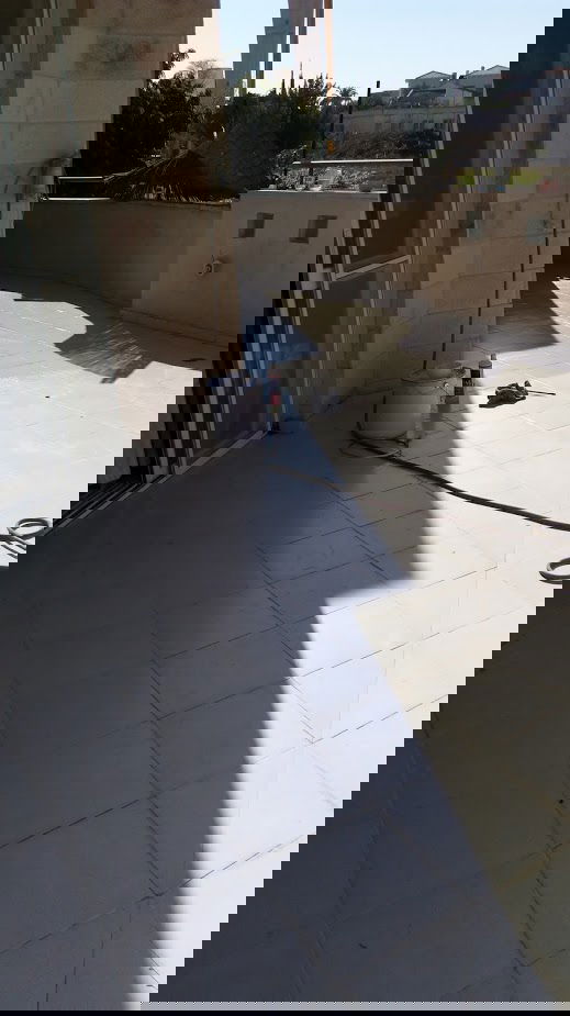 איטום מרפסות