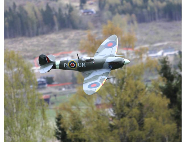 Top RC Spitfire