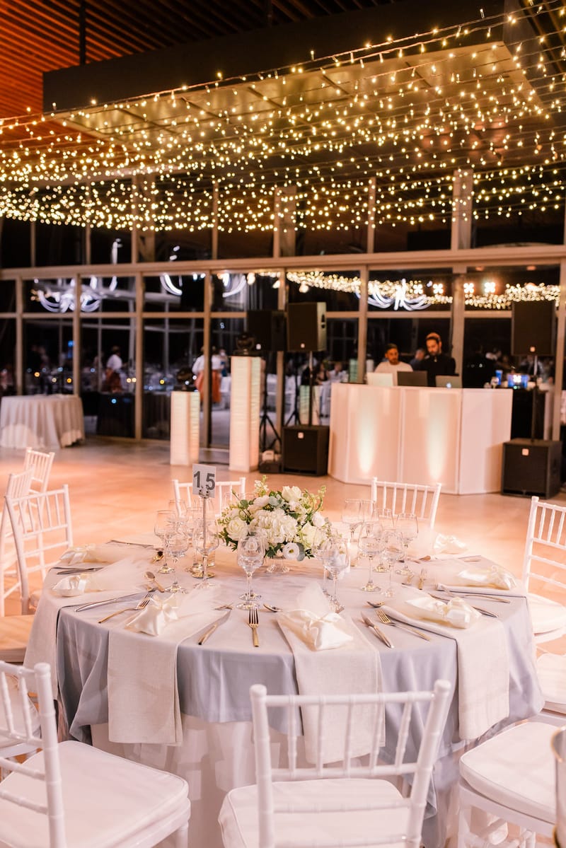 Μαρία & Άλεξ - Elegant White Rose Affair