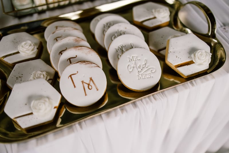 Γιώργος & Μάρτα - A Minimalist Love Story