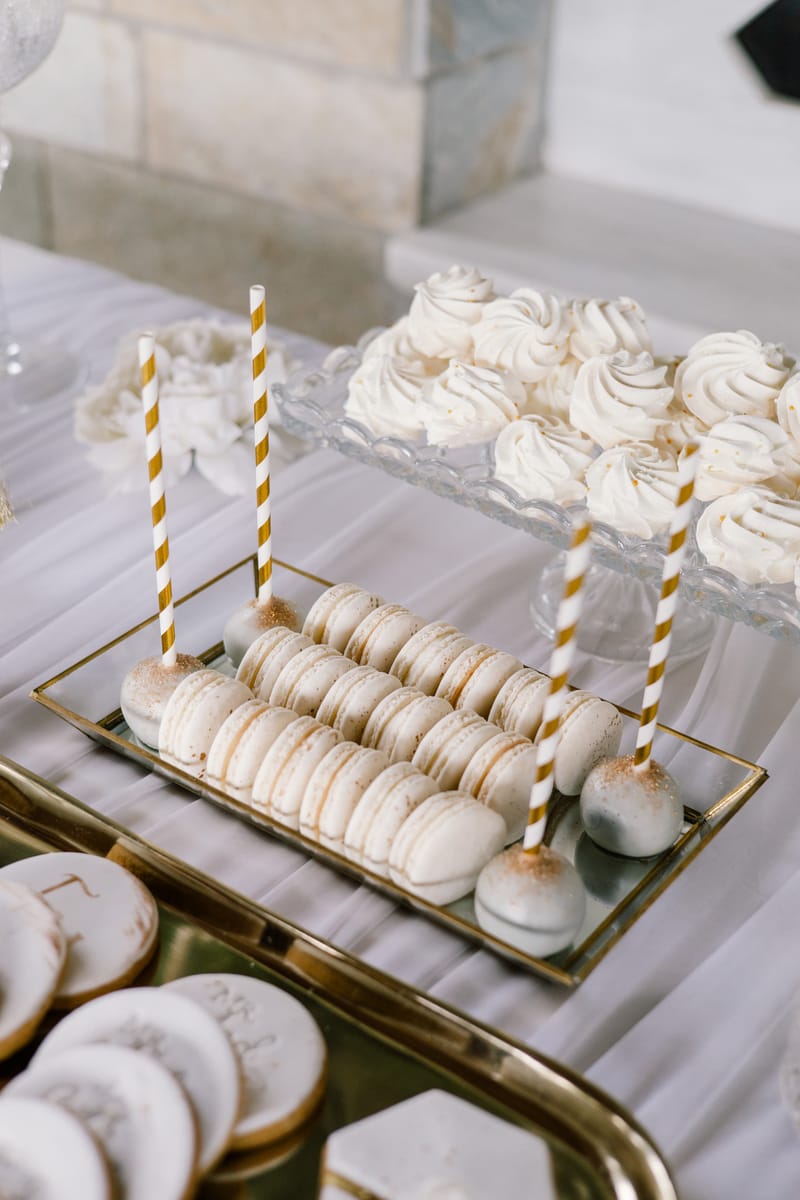 Γιώργος & Μάρτα - A Minimalist Love Story