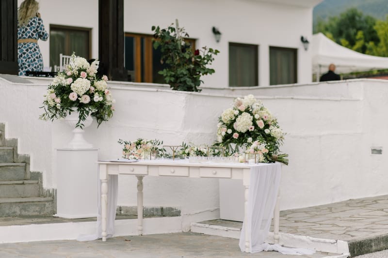 Γιώργος & Μάρτα - A Minimalist Love Story