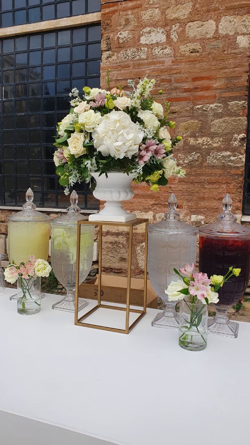 Αντώνης & Χριστίνα - Blooming Together