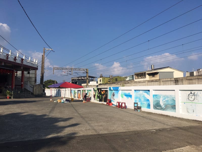Wall Painting - Yilan Parachute