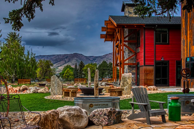 HUNTSVILLE UTAH MOUNTAIN RETREAT