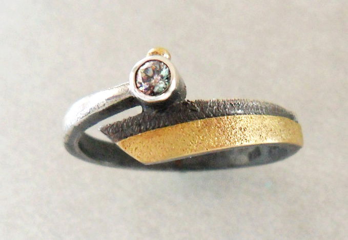 Ring 3704