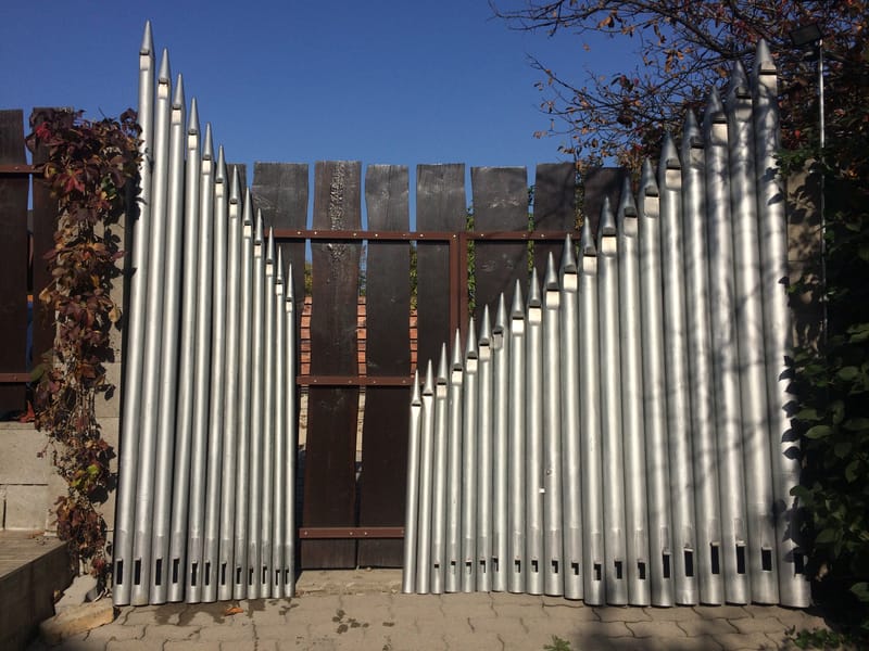 Belső és homlokzati ajaksípok