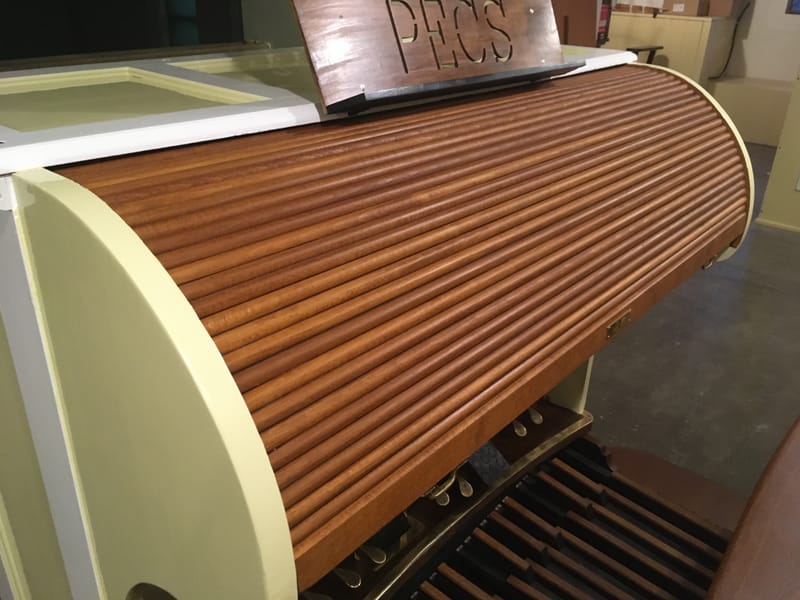 Angster József op. 1130, 1936 pneumatikus tasniláda