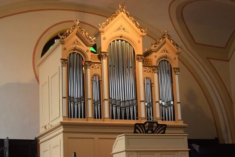 Javítás, felújítás, restaurálás