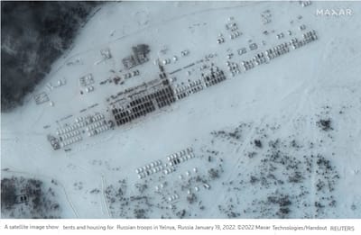 Rusia mueve suministros de sangre al campamento en la frontera ucraniana lo que preocupa a Estados Unidos