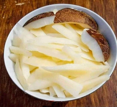 Ivhin & Bobozi (Coconut & Cassava)