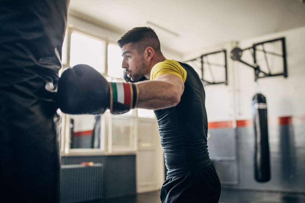 Entraînement sac de frappe en boxe