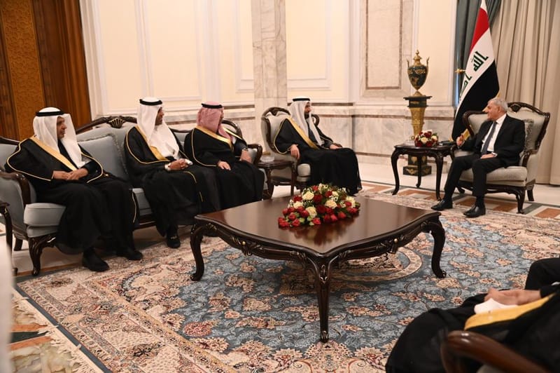 رئيس الجمهورية عبد اللطيف رشيد يستقبل وزير الحج والعمرة السعودي