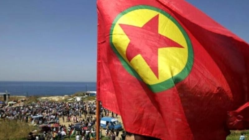 "العمال الكردستاني" يعلق عملياته في تركيا مؤقتا بسبب الزلزال