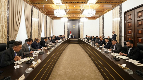 السوداني: الحكومة وجميع أجهزتها المختصة ستواجه وبحزم كل المهربين والمضاربين