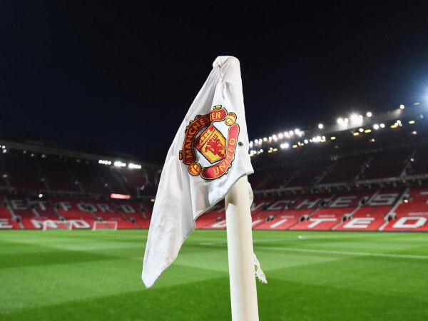 قطر تستحوذ على ملكية نادي مانشستر يونايتد الإنجليزي بالكامل.