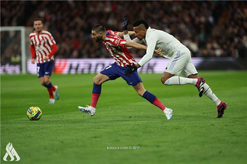الريال يسقط في فخ أتلتيكو ويمنح هدية جديدة لبرشلونة