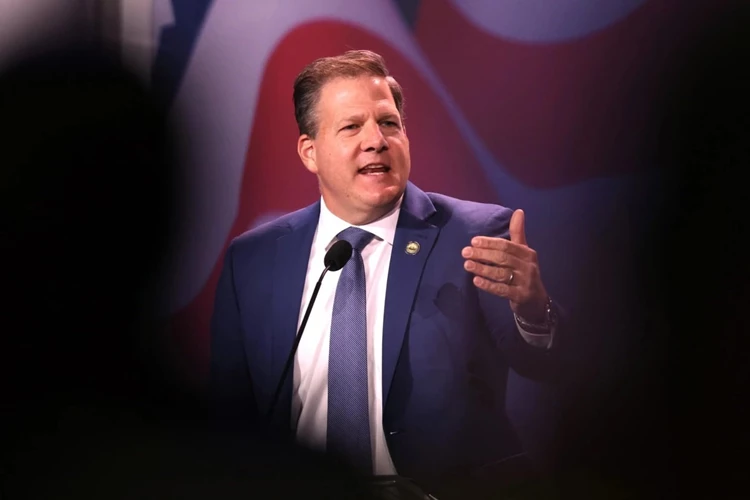 سيناتور جمهوري: ترامب لن يترشح للرئاسة والحزب يبحث عن بديل