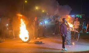 بالفديو ..تشهد محافظة النجف وواسط وذي قار، في هذا الوقت من مساء الأحد، احتجاجات رافضة لقانون “سانت ليغو”.