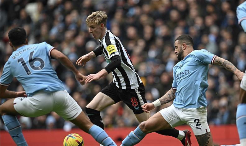 فضيحة جديدة تضرب مانشستر سيتي