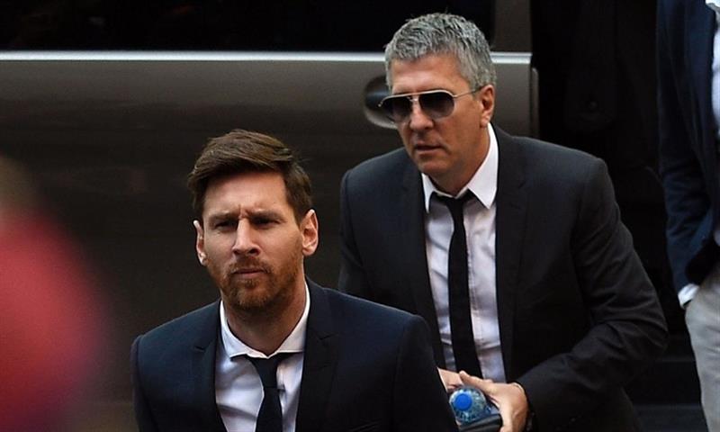 والد ميسي يفصح عن إمكانية انتقال نجله إلى الهلال السعودي