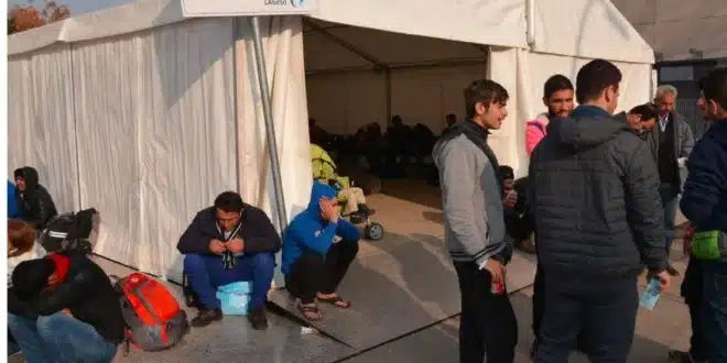 العراق بالمرتبة الثانية.. أعلى الدول العربية طلباً للجوء إلى أوربا (جدول)