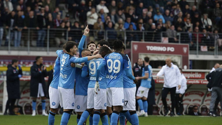 الاتحاد الفرنسي يرفض إيقاف مبارياته لمنح اللاعبين المسلمين فرصة الإفطار