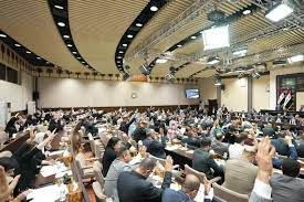 اللجنة المالية تقول إنها ستتسلم غدا موازنة 2023 من رئاسة البرلمان