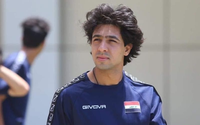 بسبب منشورات "فيسبوكية" .. القوة الجوية يعاقب لاعبه الكروي الدولي محمد قاسم