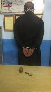 شرطة الديوانية تلقي القبض على متهم قام برمي رمانة هجومية على منزل شقيقه