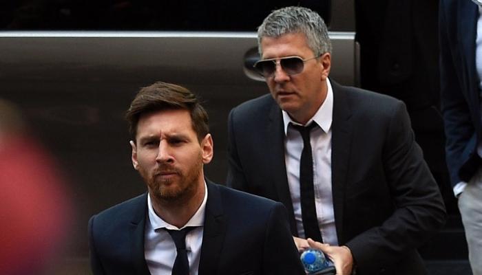 تقرير: ميسي يربط عودته الى برشلونة بوجود "الخائن"