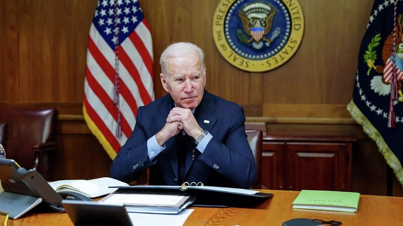 تقرير بريطاني: هاريس وشخصية لديها صلة سابقة بأُسرة ترامب بدلاء مقترحون لبايدن