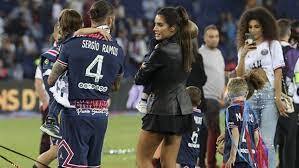 زوجة راموس توجه رسالة “مفخخة” لإدارة باريس