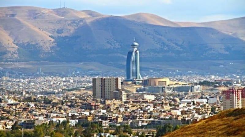 أصوات الانفصال تعلو من السليمانية مجدداً.. هل يسمح الدستور بذلك؟