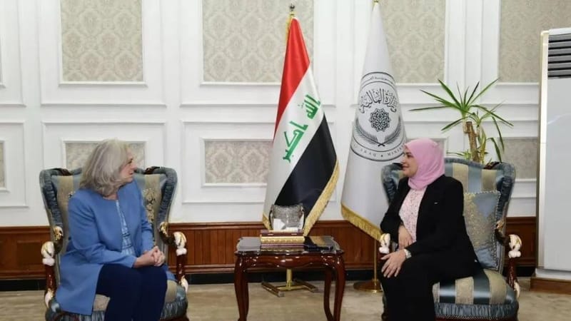 السفيرة الأميركية: ندعم التنمية الاقتصادية طويلة الأجل لتلبية احتياجات العراقيين