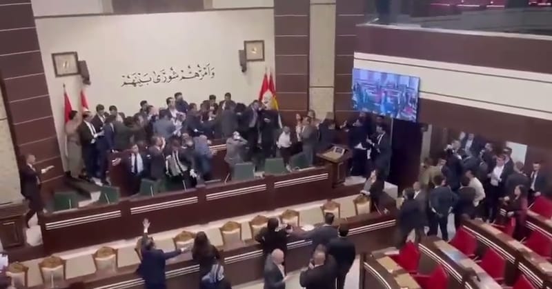 بعد "عراك" برلمان الإقليم.. الديمقراطي يصدر بياناً مطولاً