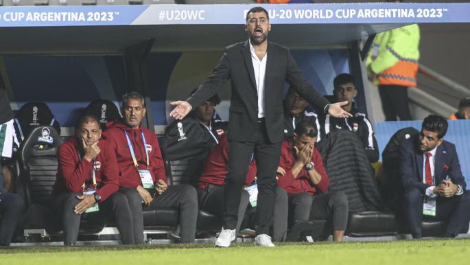 مدرب العراق يثير الجدل بتصريح بعد هزيمة تونس واجتماع طارئ لتحديد مصيره