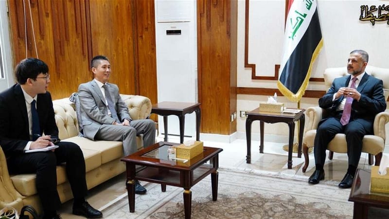 توجه حكومي لإيقاف الاقتراض الخارجي