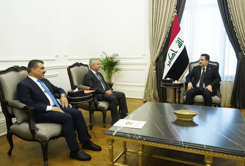 رئيس الوزراء يبحث مع مسؤول كردي العقبات أمام توفير البطاقة التموينية لمواطني كردستان