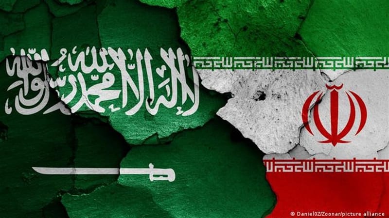 سياسة "حسن الجوار".. إيران تبدي موقفاً من زيارة بن فرحان اليوم