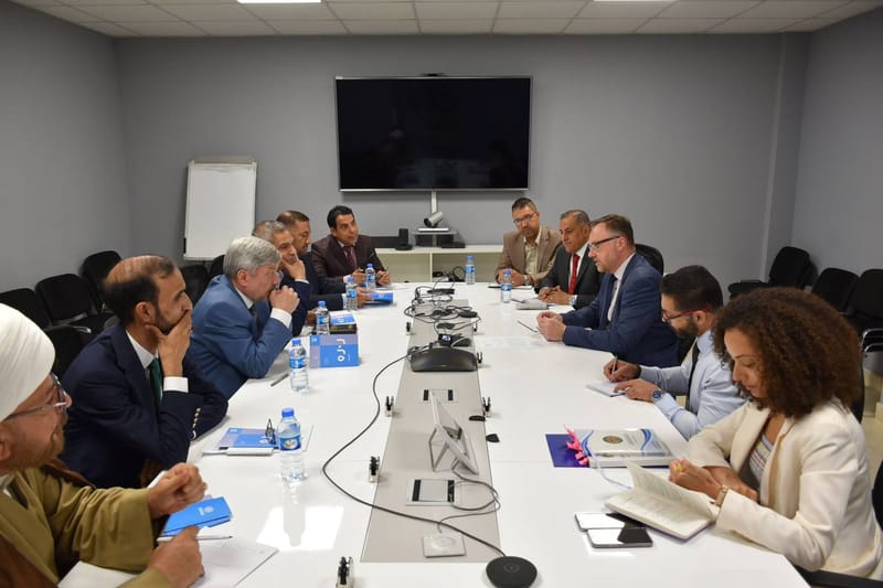 الدكتور بحر العلوم يناقش مع فريق التحقيق الاممي بجرائم داعش تكثيف التعاون مع الأكاديميين العراقيين